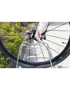 Rastrelliera portabici a 3 posti, ingressi ruota 6 cm, compatibile con freni a disco 2